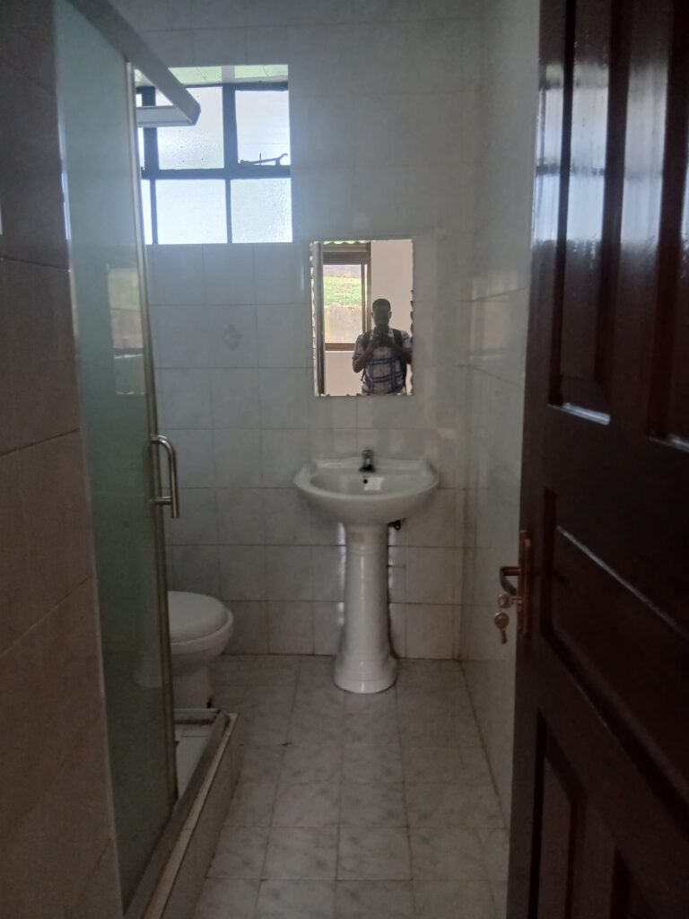 WhatsApp Image 2025-04-29 at 11.24.52 AM